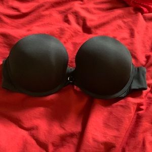Black extra padded strapless! buy 3 for 45$
